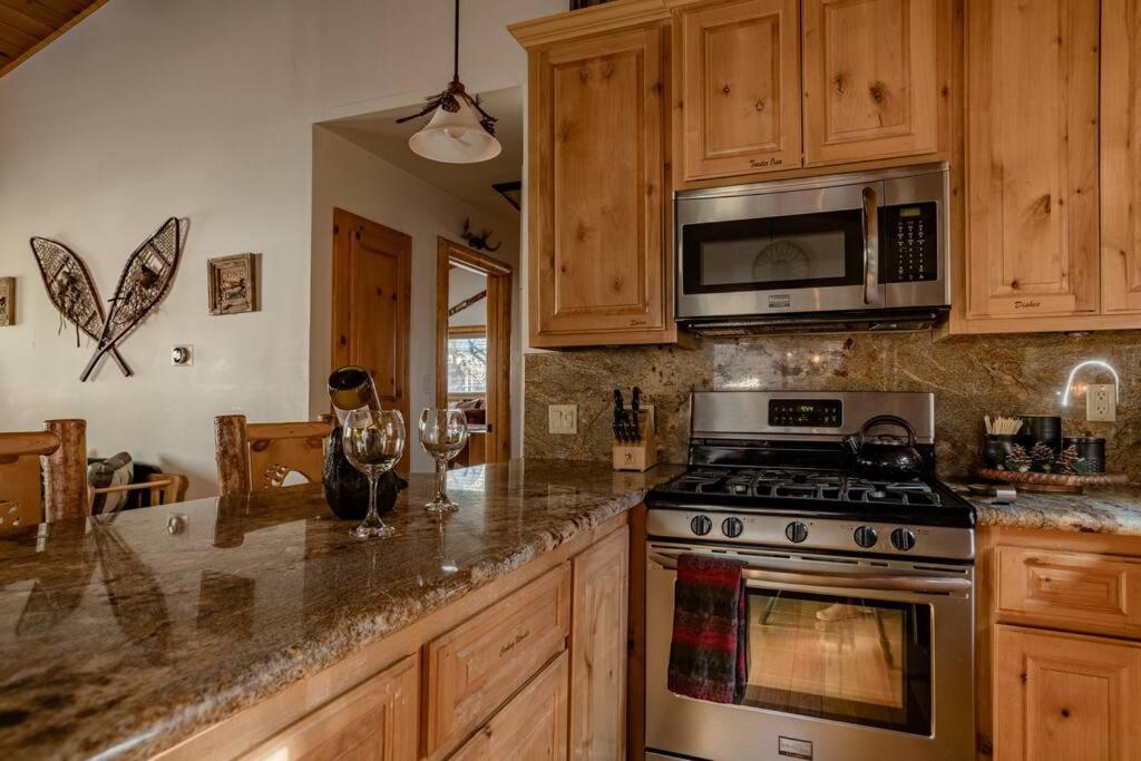 Hot Tub*Kids Room*Family Cabin Big Bear City Exteriér fotografie