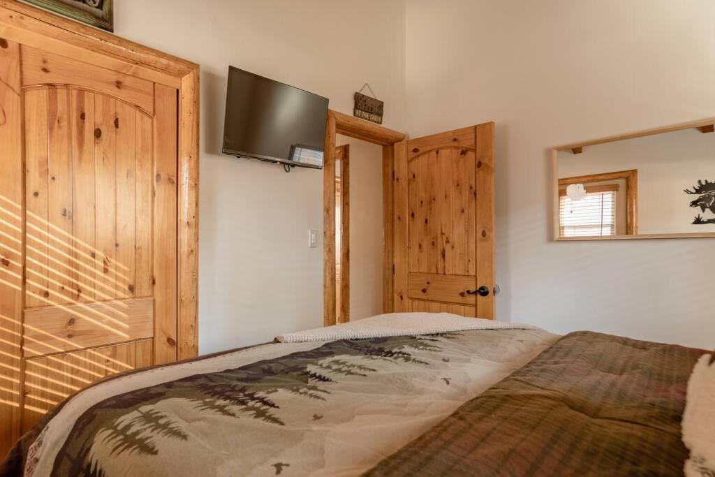 Hot Tub*Kids Room*Family Cabin Big Bear City Exteriér fotografie